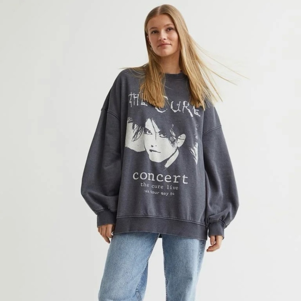 HM Divided Medium The Cure Robert Smith Sweatshirt